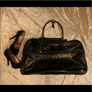 Black weekender tote. 🖤✈️🖤